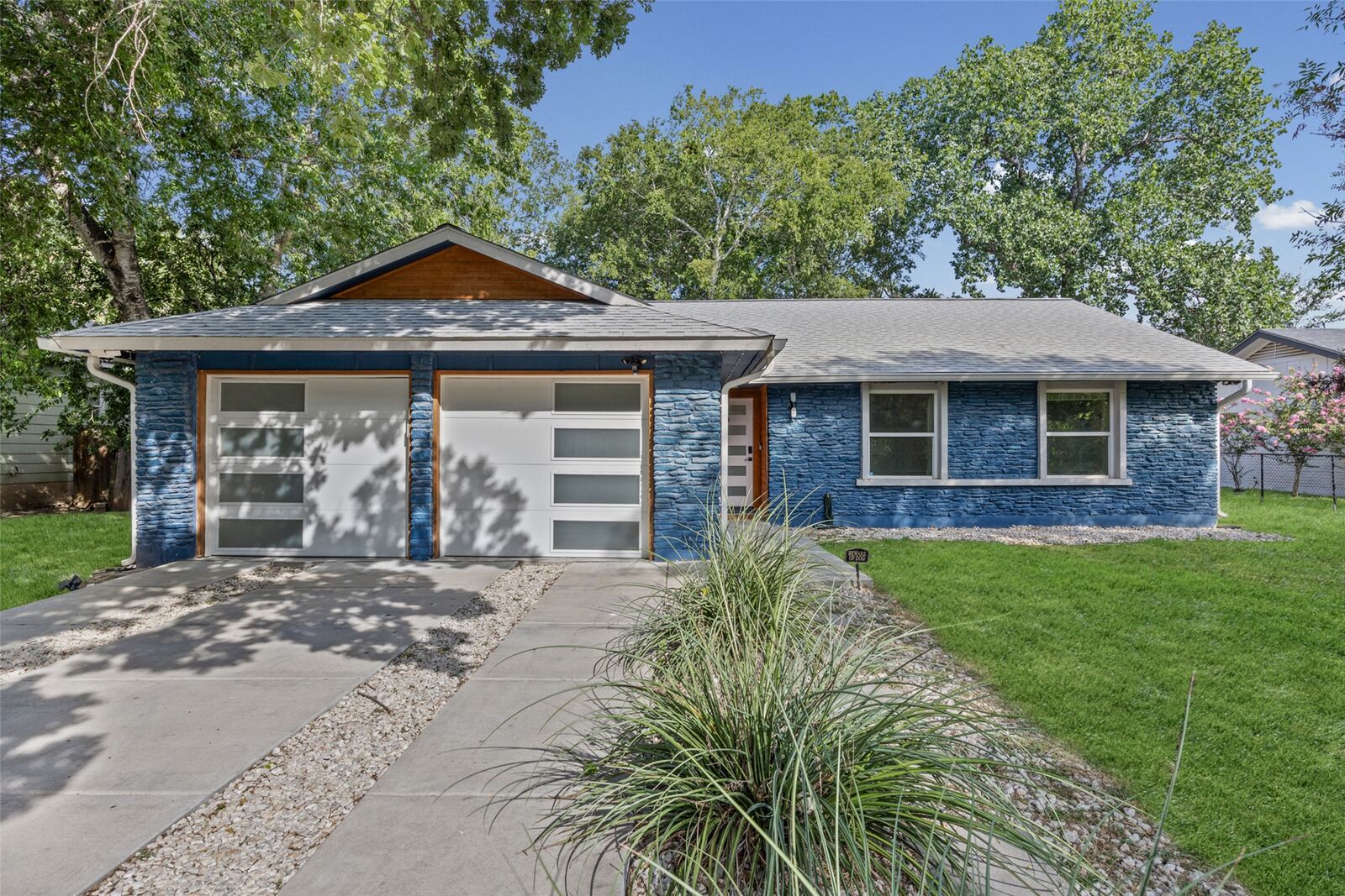 Property Photo:  7404 Gunnison Pass 1  TX 78724 
