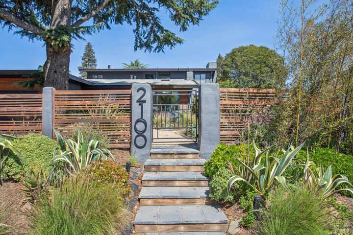 Property Photo: 2100 Center Road CA 94947
