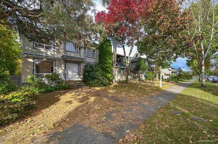 Photo de la propriété:  2893 W 20th Avenue  BC V6L 1H4 