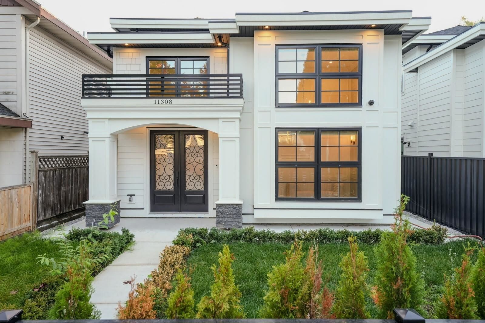 Property Photo:  11308 Williams Road  BC V7A 1J1 