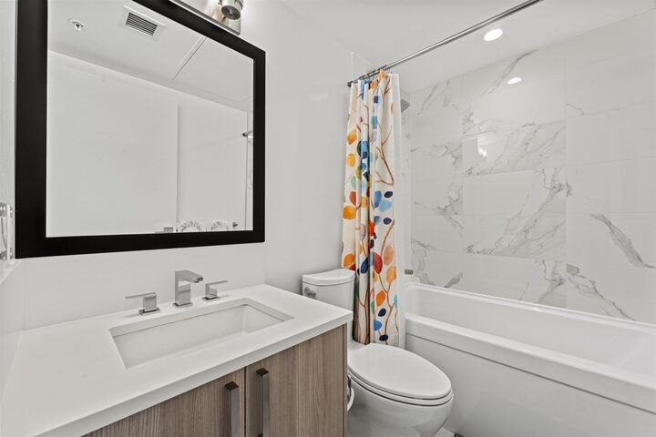 Property Photo:  13350 Central Avenue 2109  BC V3T 0S1 