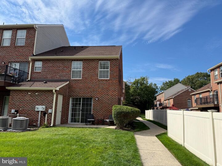 Property Photo:  1567 John Adams Court  NJ 08330 