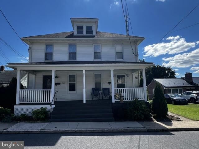 Property Photo:  247 E Madison Street  PA 17225 