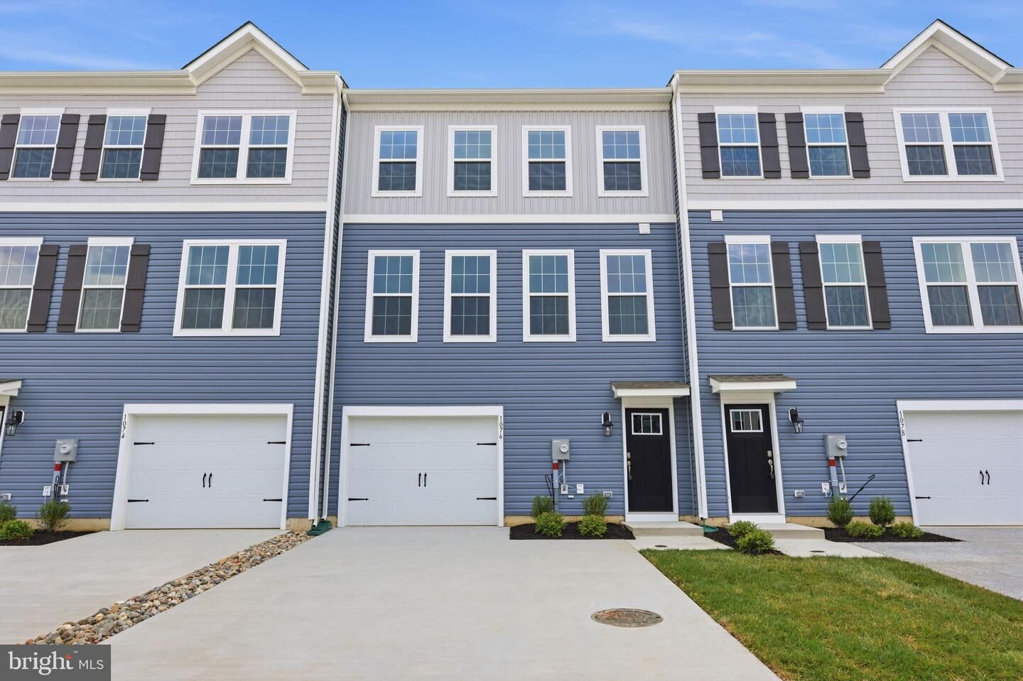 Property Photo: 1076 Meadowlark Drive PA 18051