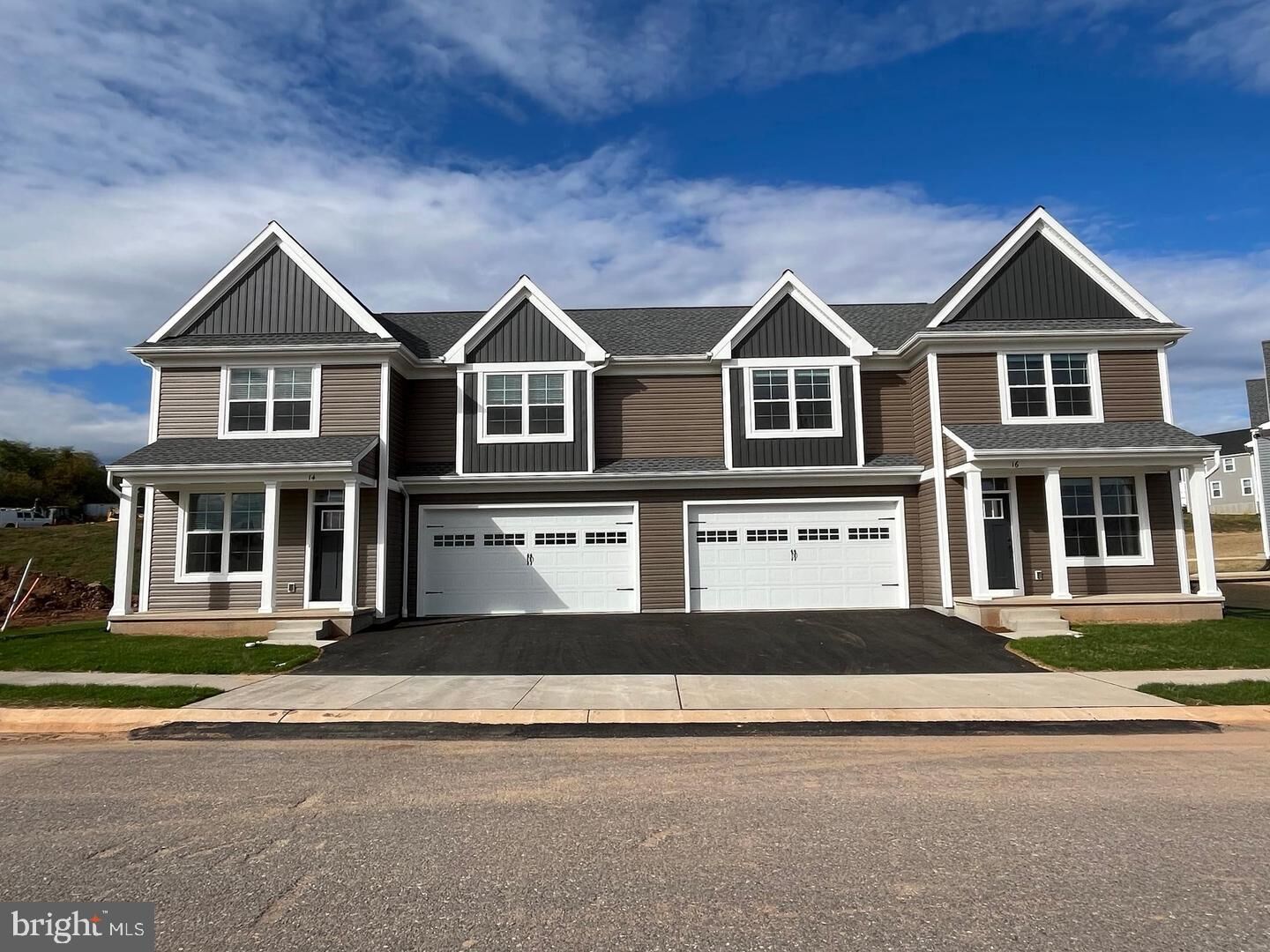 Property Photo:  108 Ringneck Circle  PA 17022 