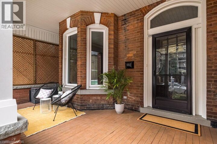 Property Photo:  132 Herkimer Street  ON L8P 2H1 