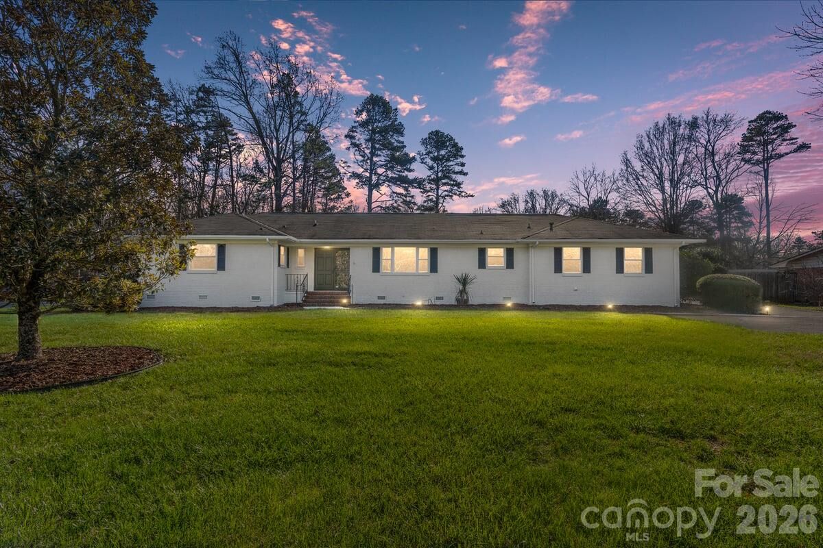 Property Photo:  6700 Terry Drive  NC 28215 