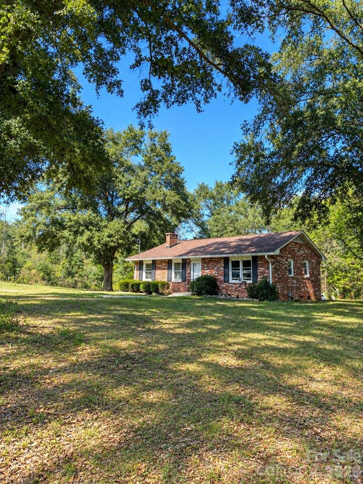 Property Photo: 697 Island Ford Road NC 28043