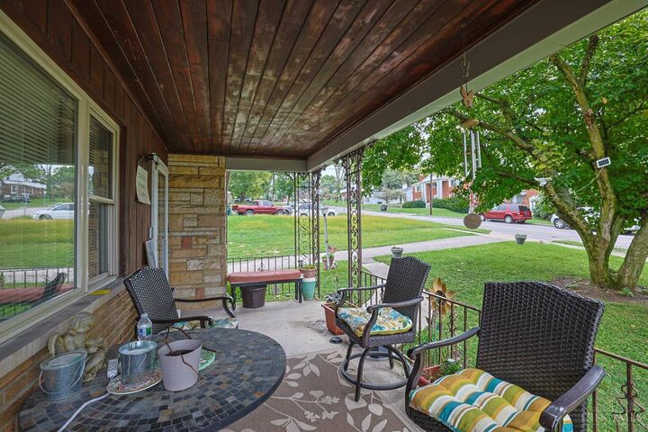 Property Photo: 2865 Lafeuille Avenue OH 45211