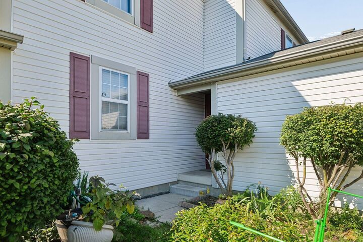 Property Photo:  187 Malloy Lane  OH 43004 