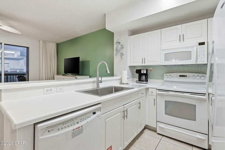 Property Photo: 17757 Front Beach Road 1406D FL 32413