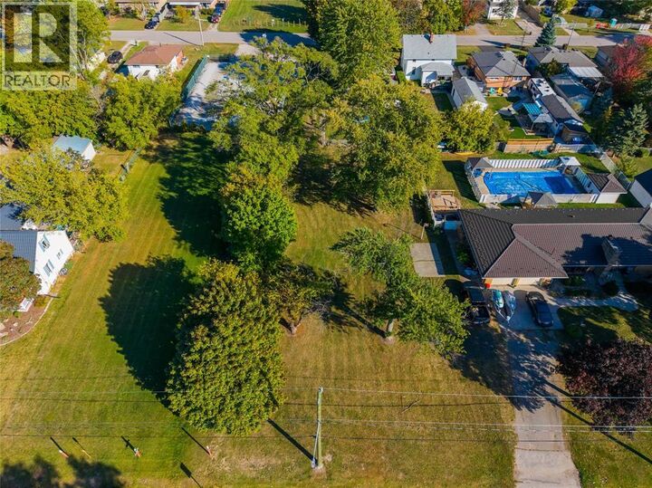 Property Photo: 2002 St Clair Parkway ON N7T 7H5