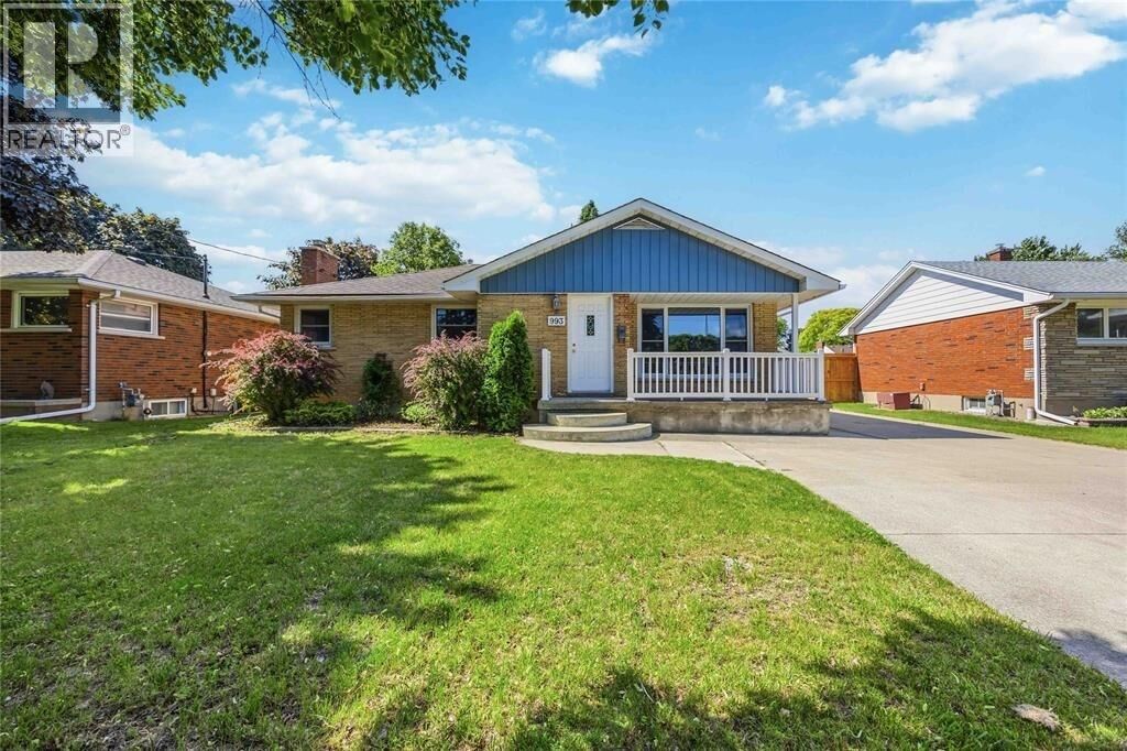 Property Photo:  993 Highway Drive Upper  ON N7S 1X4 