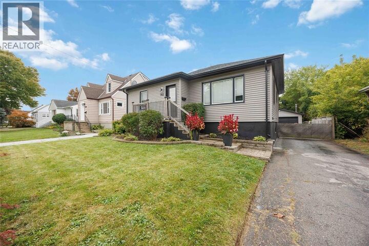 Property Photo:  703 William Avenue  ON N7T 7C7 