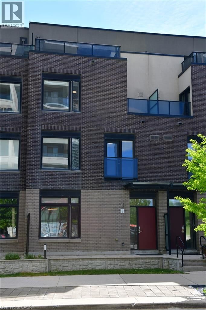 Property Photo:  4080 Parkside Village Drive 3  ON L5B 0K2 