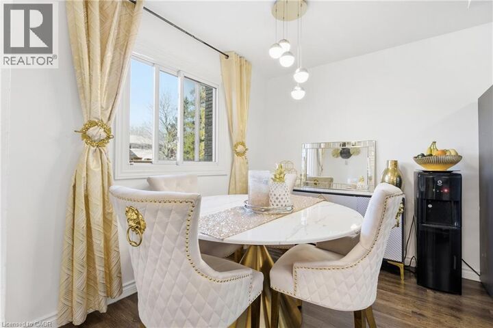 Property Photo:  423 Westwood Drive 43  ON N2M 5B5 
