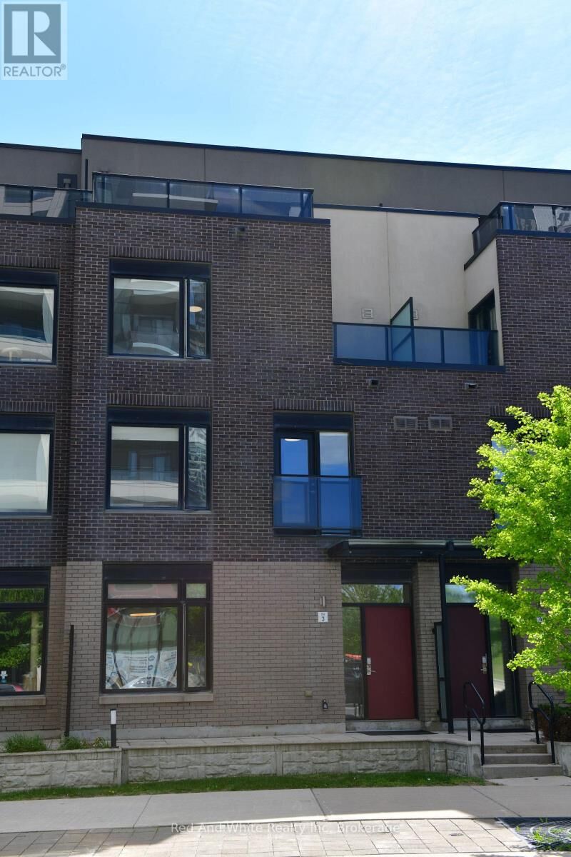 Property Photo:  4080 Parkside Village Drive 3  ON L5B 0K2 