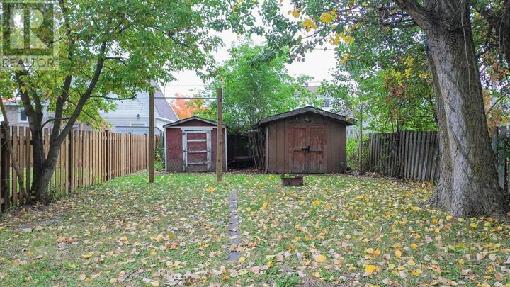 Property Photo:  35 Broadview Dr  ON P6C 5T3 
