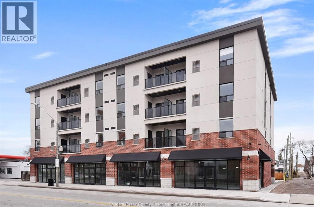 Property Photo:  840 Wyandotte Street East 301  ON N9A 3J6 