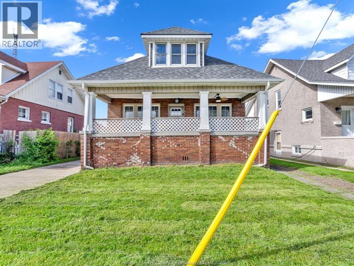 Property Photo:  172 Giles Boulevard  ON N9A 4B5 
