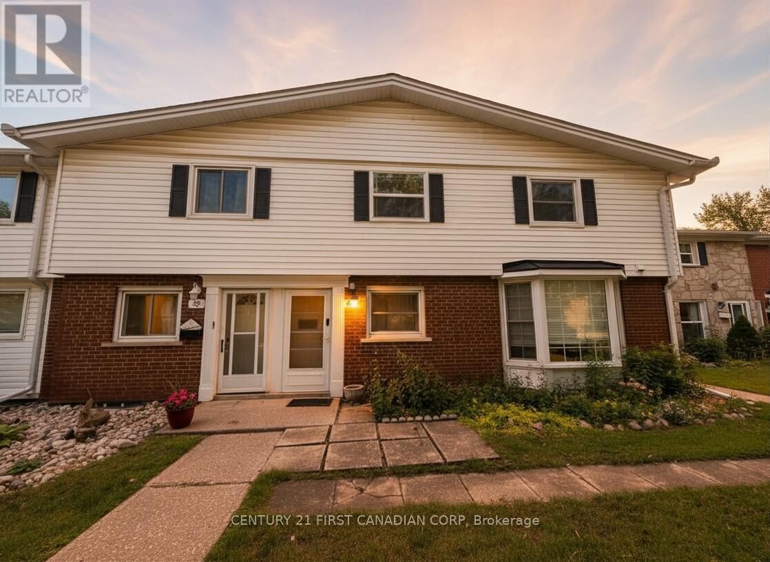 Property Photo:  40 Arbour Glen Crescent  ON N5Y 1Z9 