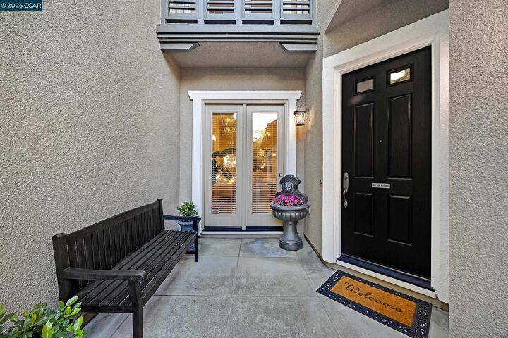 Property Photo:  17 Pinewood Pl  CA 94506 