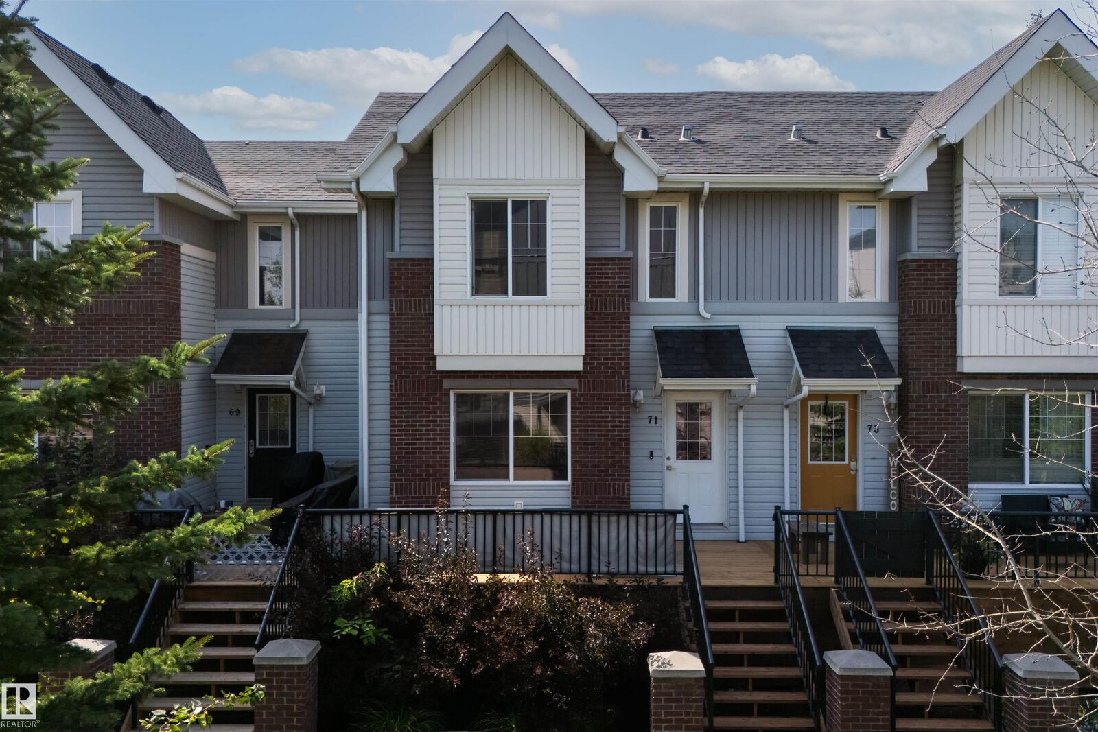 Property Photo: 2336 Aspen Trail 71 AB T8H 0J1