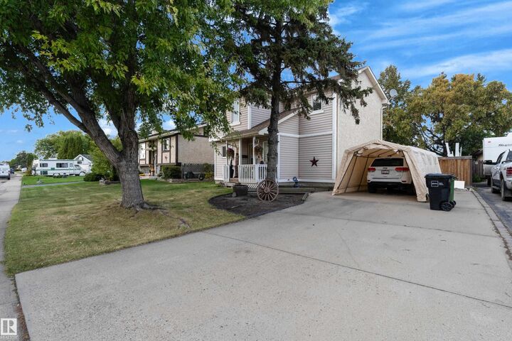 Property Photo: 1920 145 Avenue NW AB T5Y 1V3
