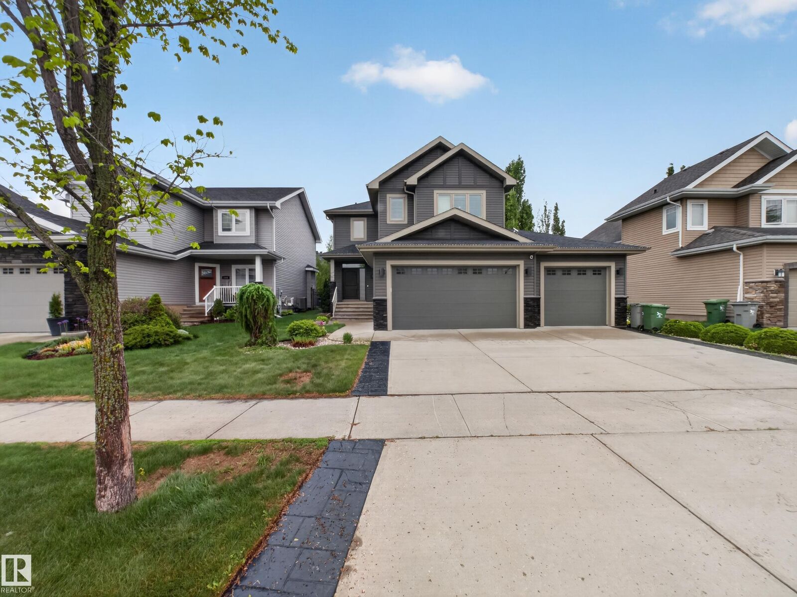 Property Photo:  5608 Soleil Boulevard  AB T4X 0E1 