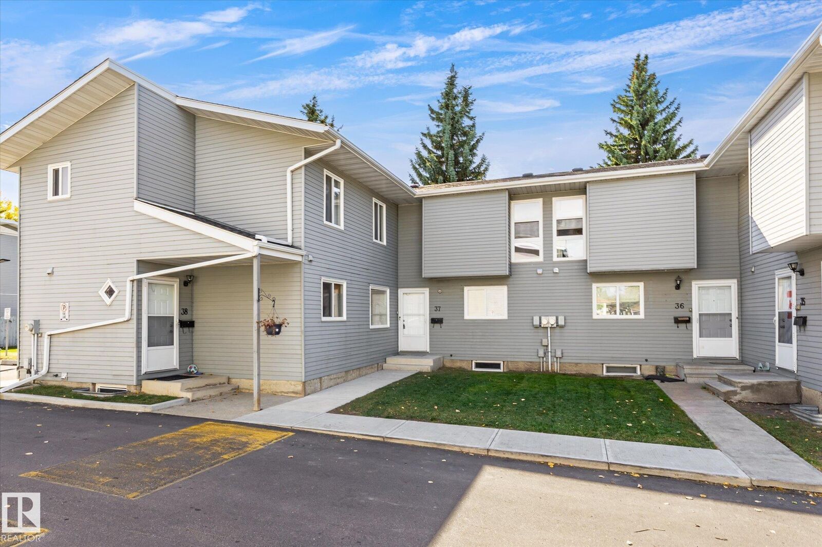 Property Photo:  1415 62 Street NW 37  AB T6L 4K1 