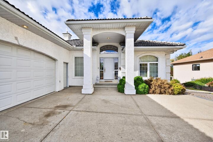 Property Photo: 52304 Rge Road 233 135 AB T8B 1C9