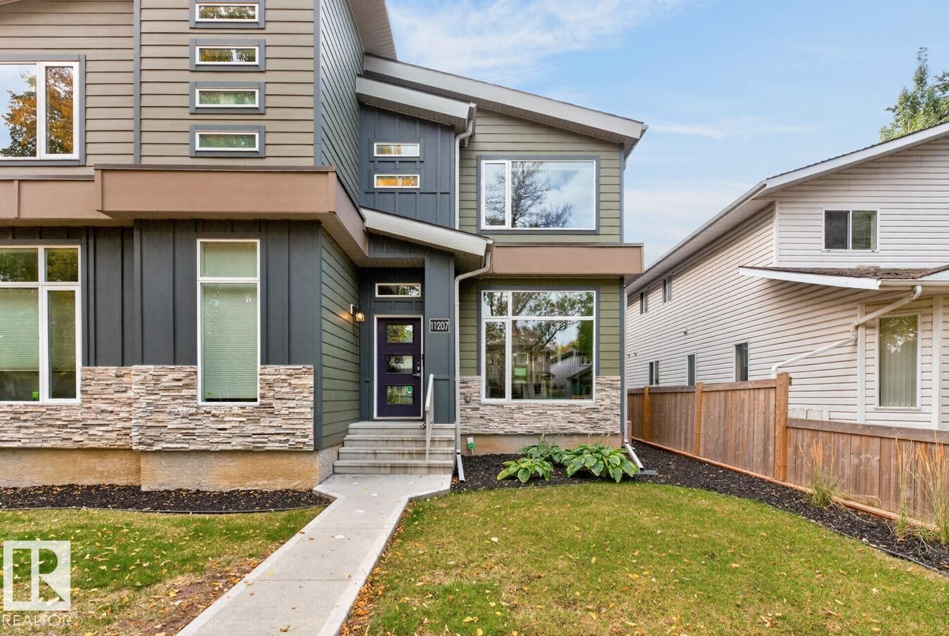 Property Photo:  11207 78 Avenue NW  AB T6G 1J8 