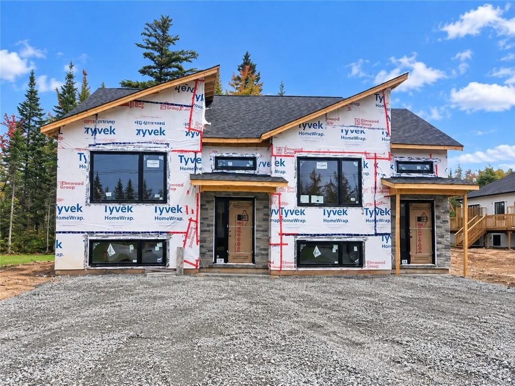 Property Photo:  165 Carrington Drive  NB E1B 5E8 