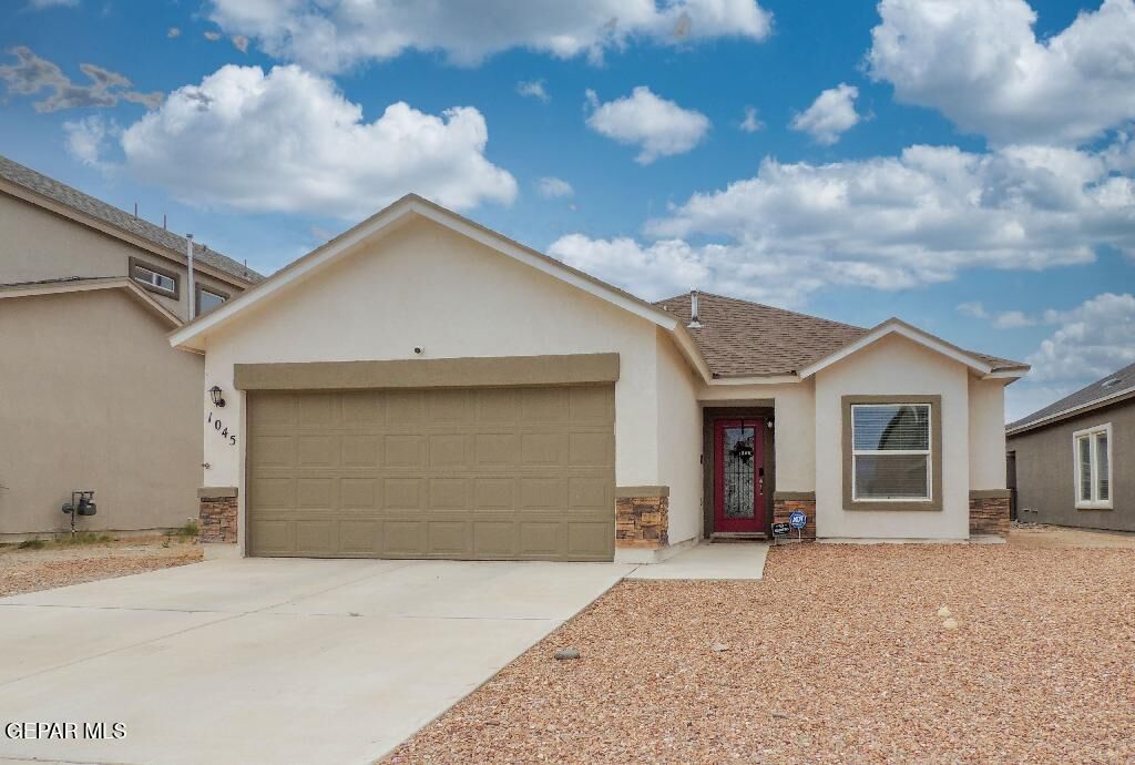 Property Photo: 1045 Nepal Sky Street TX 79928