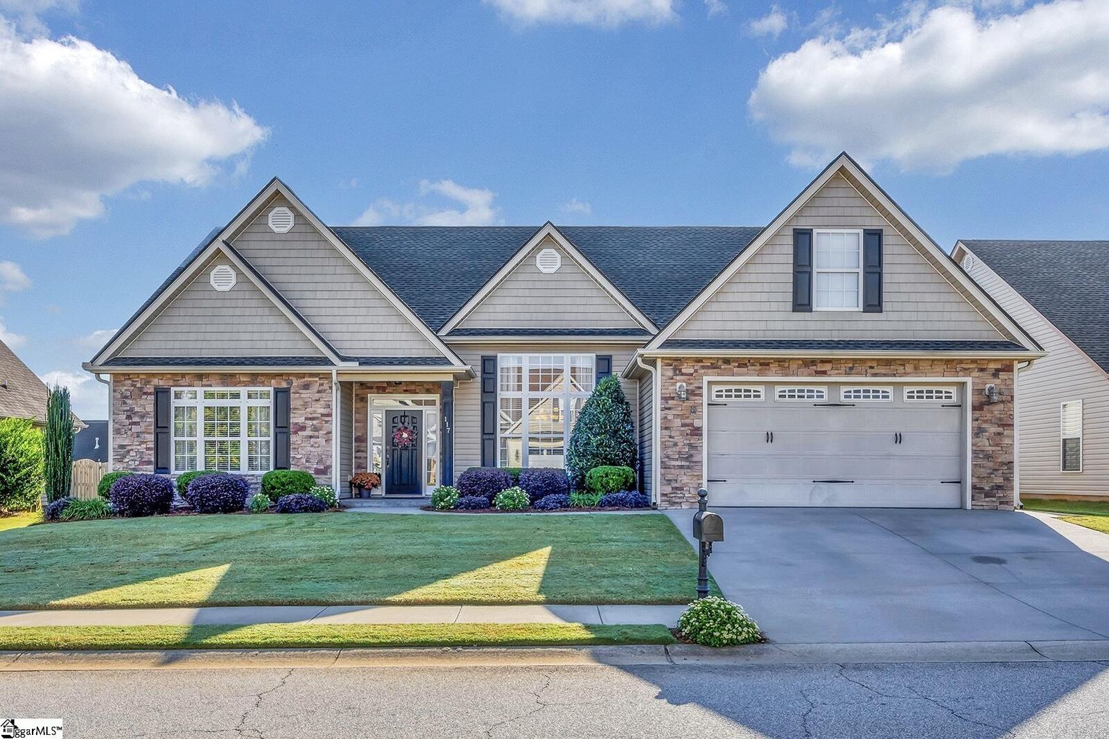 Property Photo:  117 Dewfield Lane  SC 29346 
