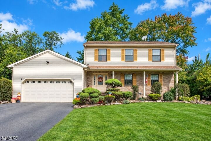 Property Photo:  2 Rochambeau Rd  NJ 07444 