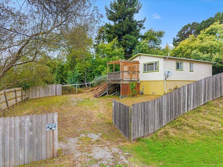 Property Photo:  887 Fernbridge Drive  CA 95540 