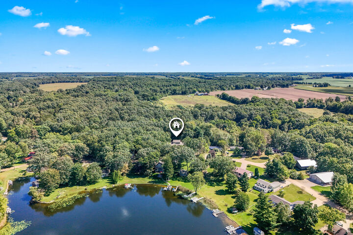 Property Photo: 5607 Ridge Drive MI 49274