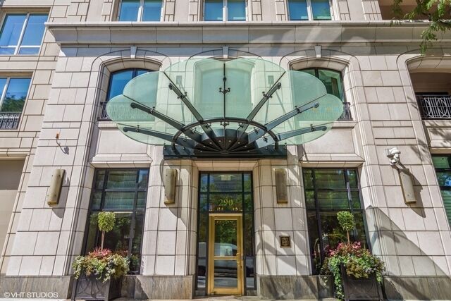 Property Photo: 840 N Lake Shore Drive 1002 IL 60611