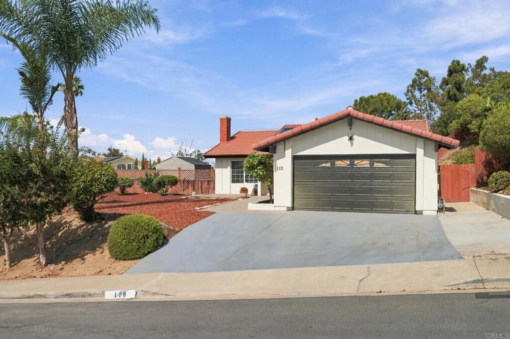 Property Photo:  119 Meadowlark Avenue  CA 91911 