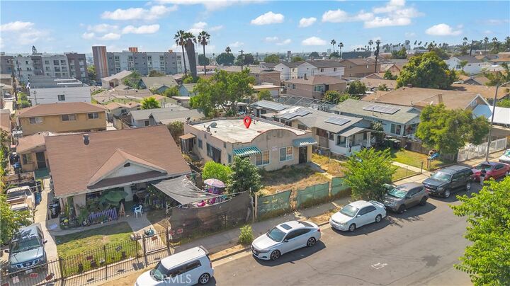 Property Photo: 3548 Sabina CA 90023