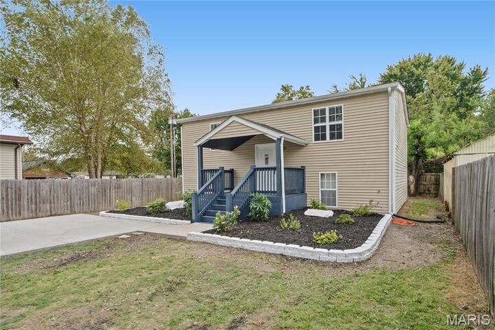 Property Photo: 2548 Hemlock Avenue IL 62040