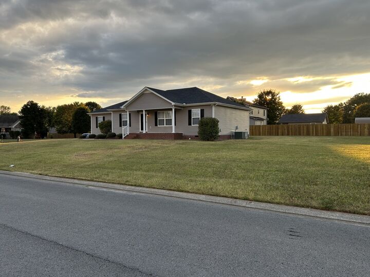 Property Photo: 3203 Meadowhill Drive TN 37130