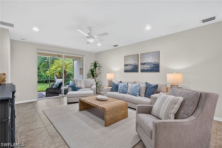 Property Photo:  14939 Edgewater Circle  FL 34114 