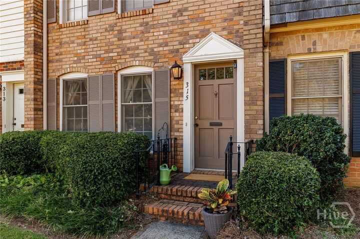 Property Photo: 315 Georgetown Drive GA 30605