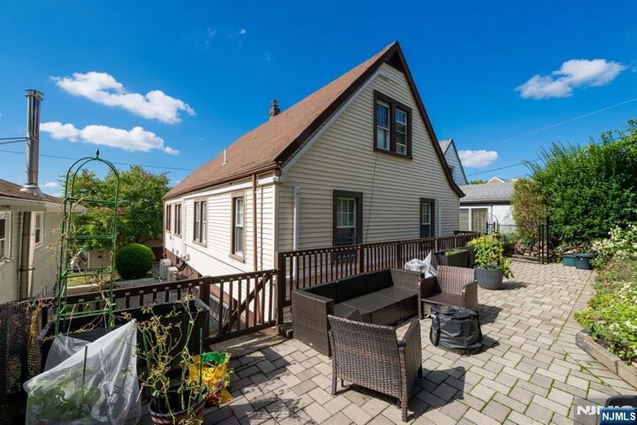Property Photo:  728 Stewart Street  NJ 07657 