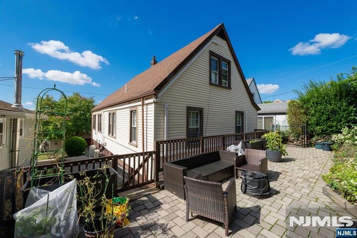 Property Photo:  728 Stewart Street  NJ 07657 