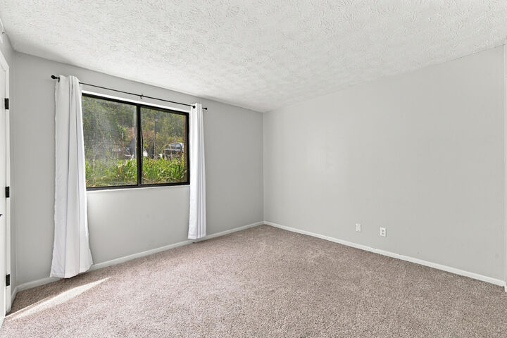 Property Photo:  18 Woodland Hills Drive  KY 41071 