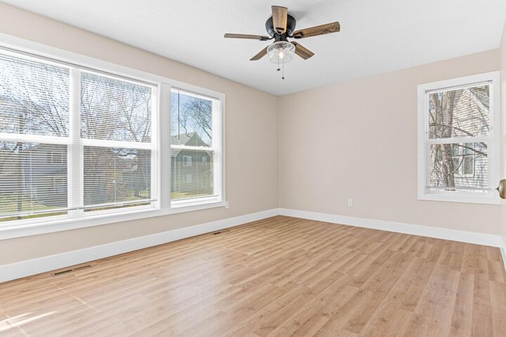 Property Photo:  1918 Hillside Avenue N  MN 55411 