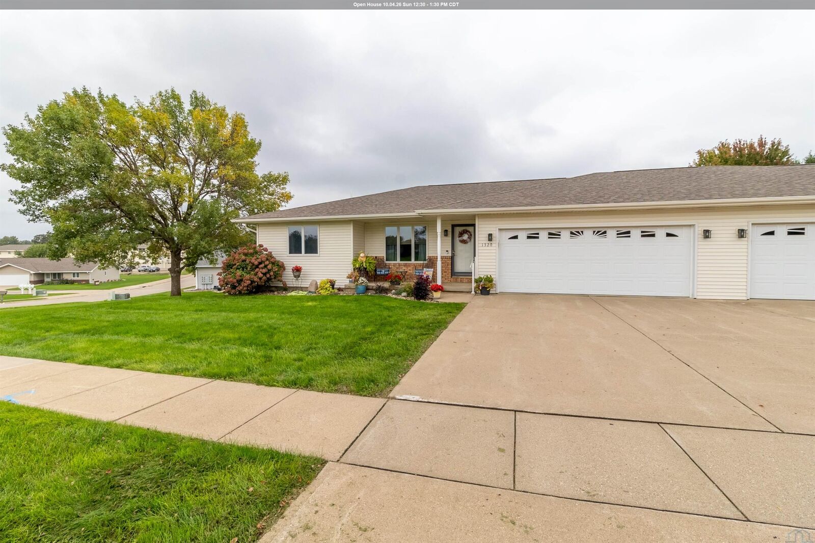 Property Photo:  1320 4th Ave SE  IA 51031 